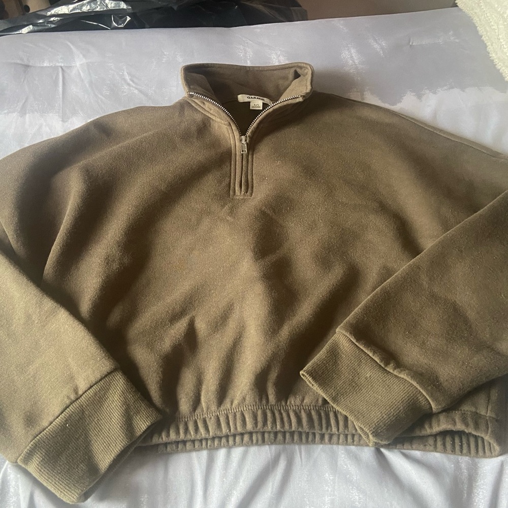 Half zip crewneck